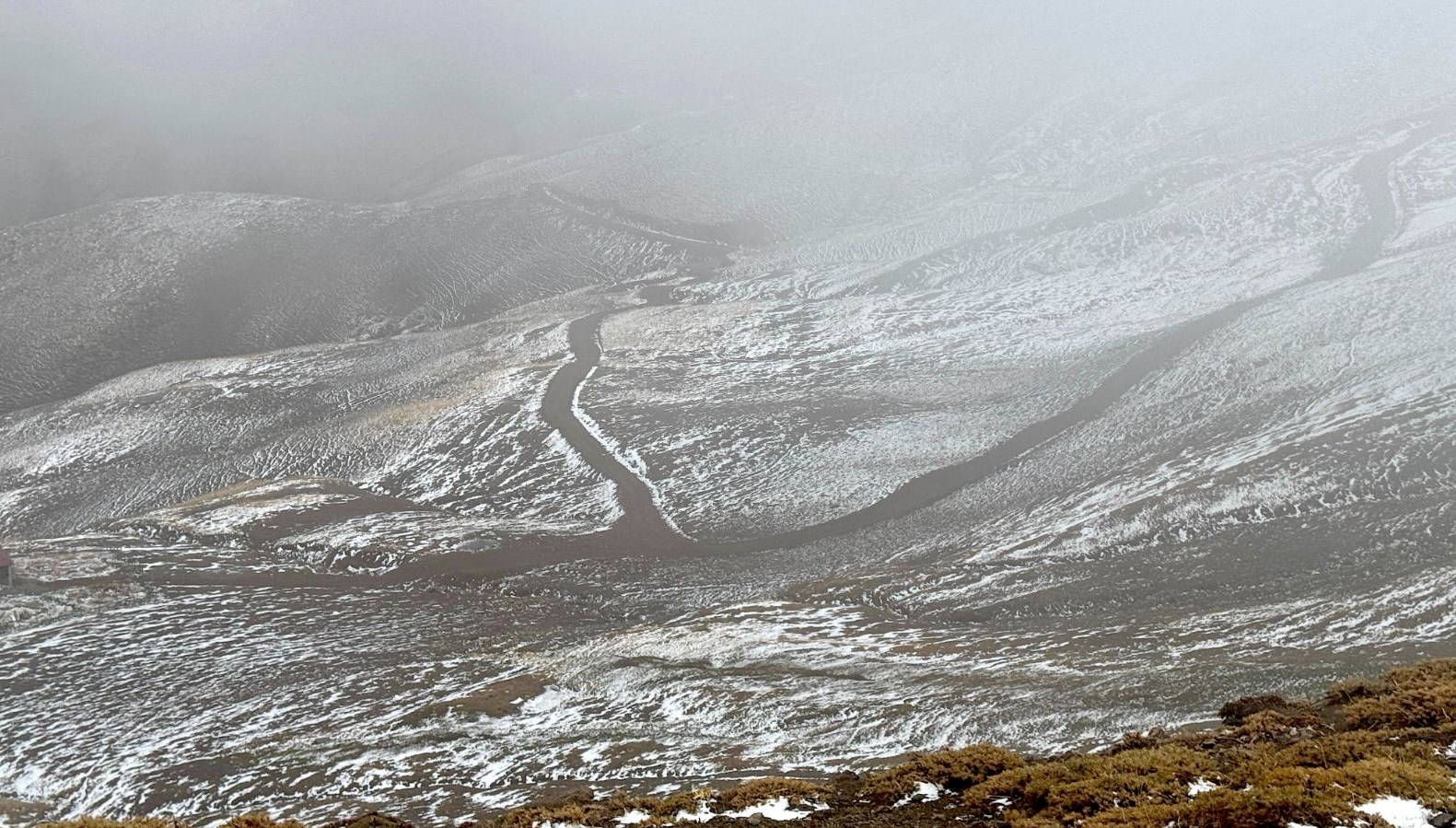 saganak yerini kara birakti BuZxUbbB.jpg