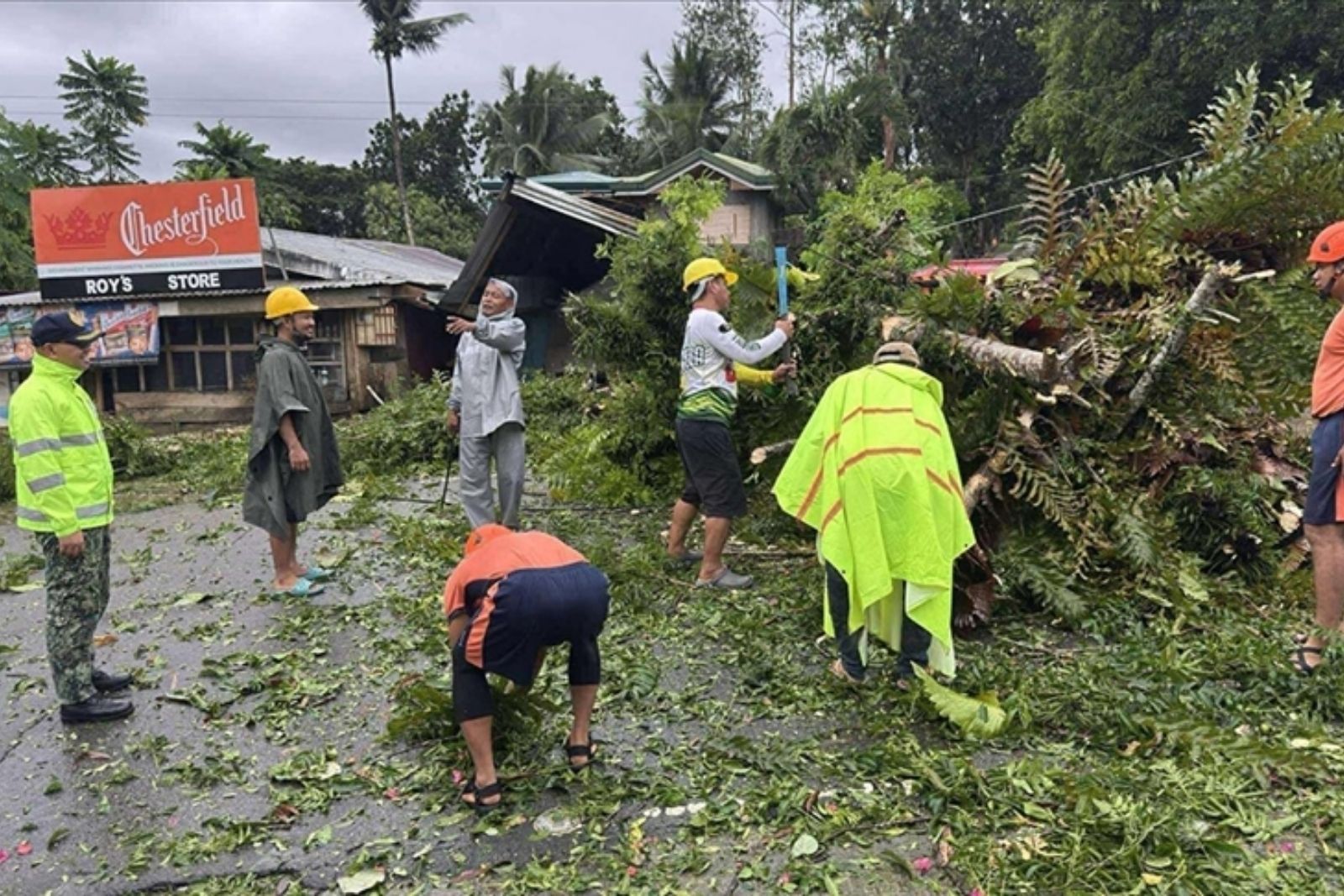 kalmaegi tayfunu filipinlerde 66 kisinin hayatina mal oldu ksARsdK3.jpg