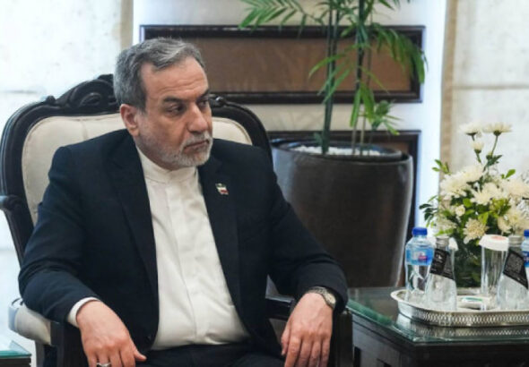 iran-disisleri-bakani-arakci-cinde-AUYnpMN8